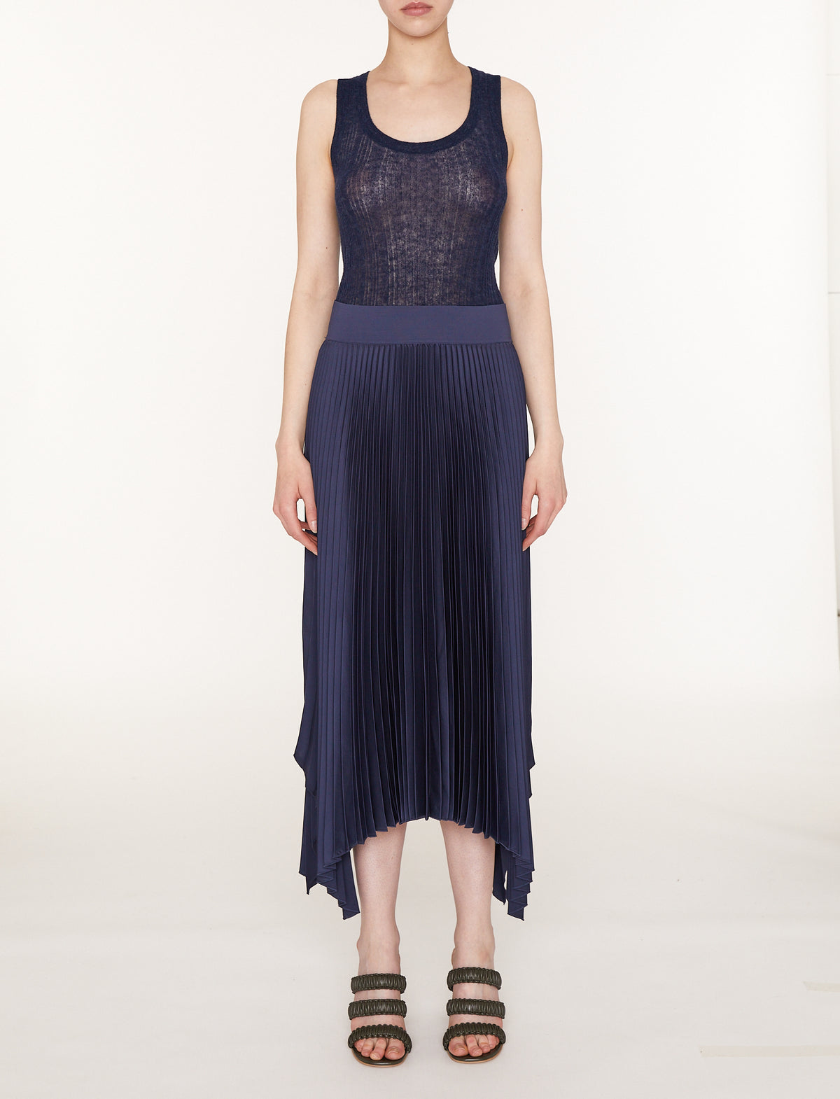 Ade-Skirt-Knit Weave Plisse