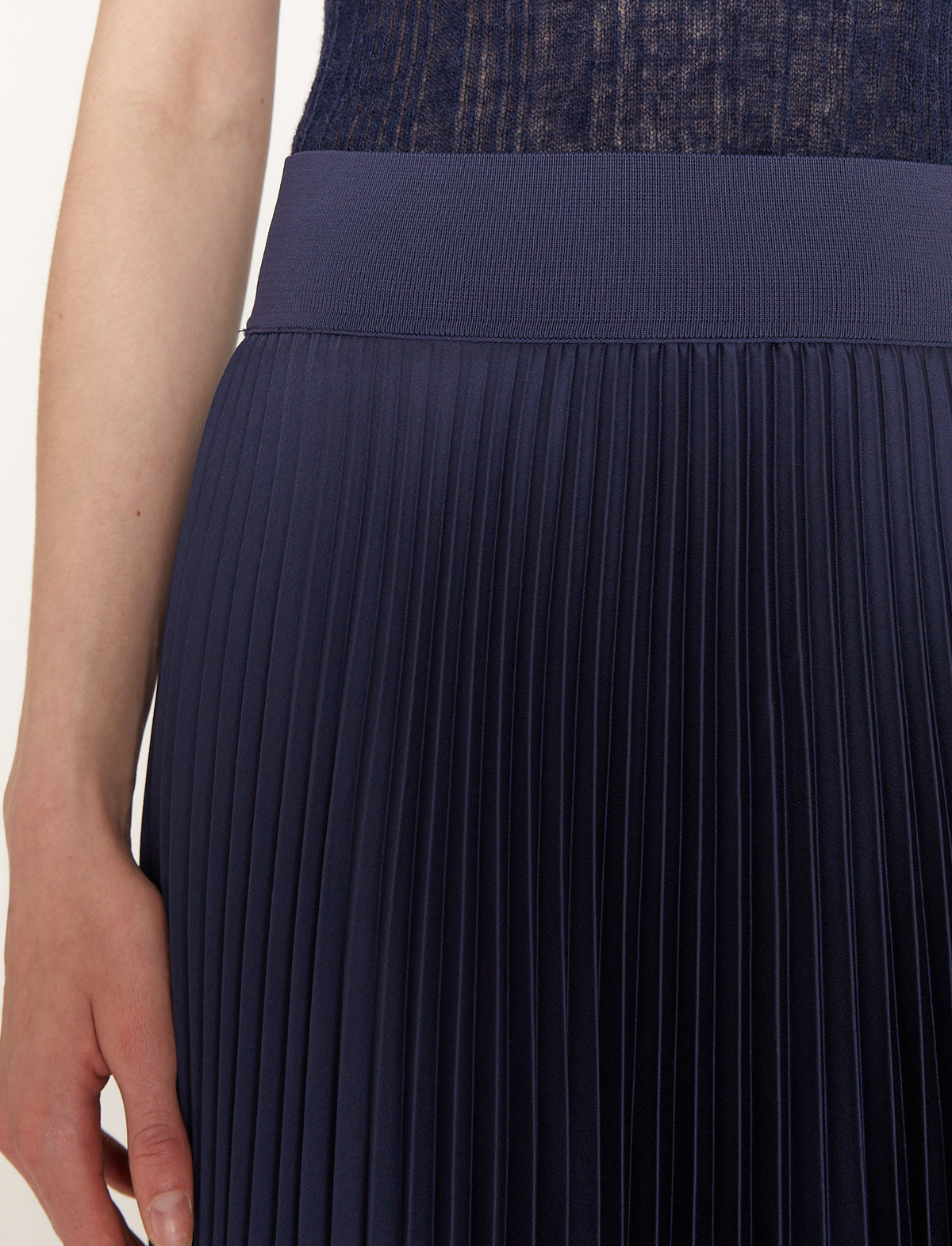 Ade-Skirt-Knit Weave Plisse