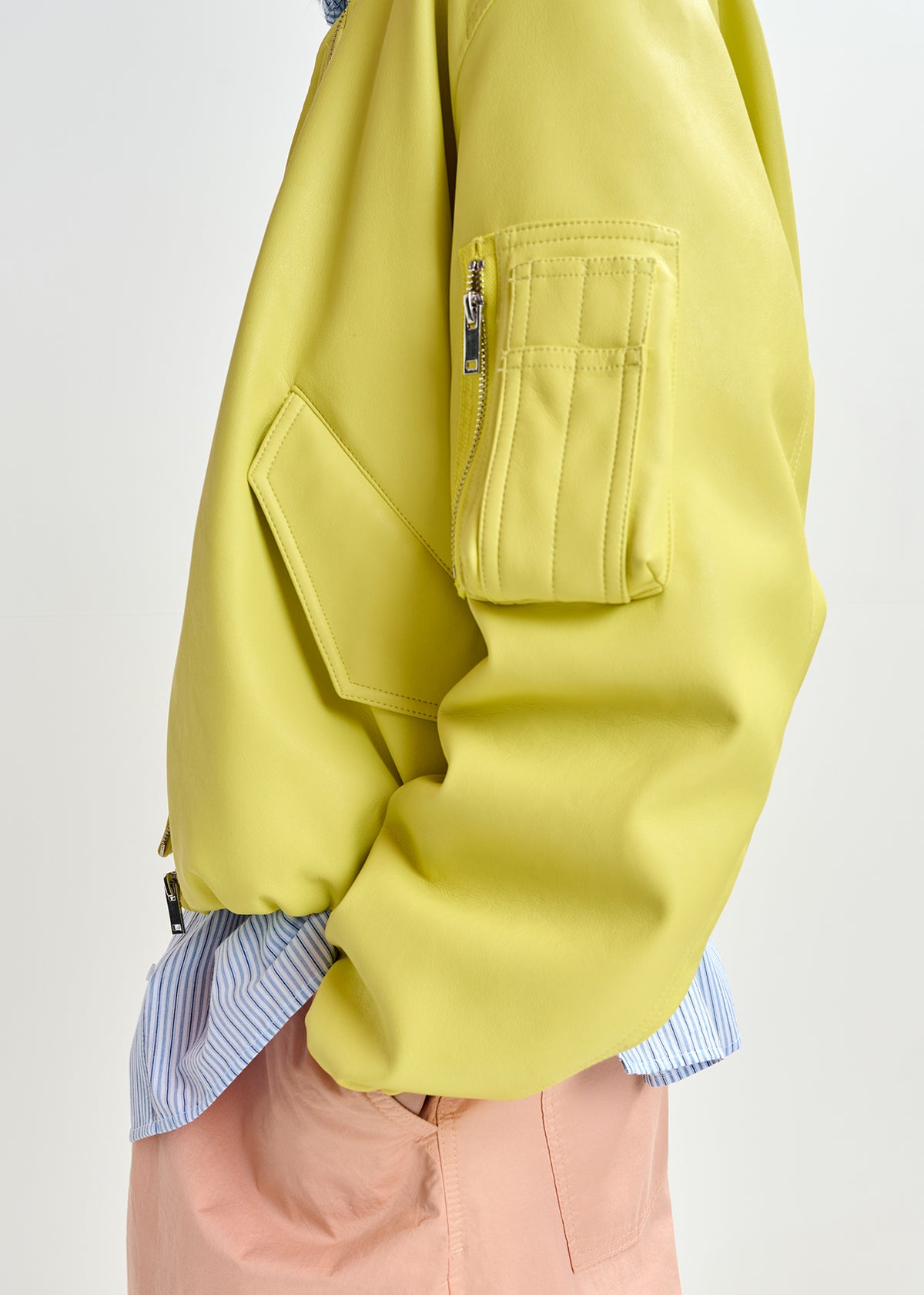 JUG FAUX LEATHER BOMBER