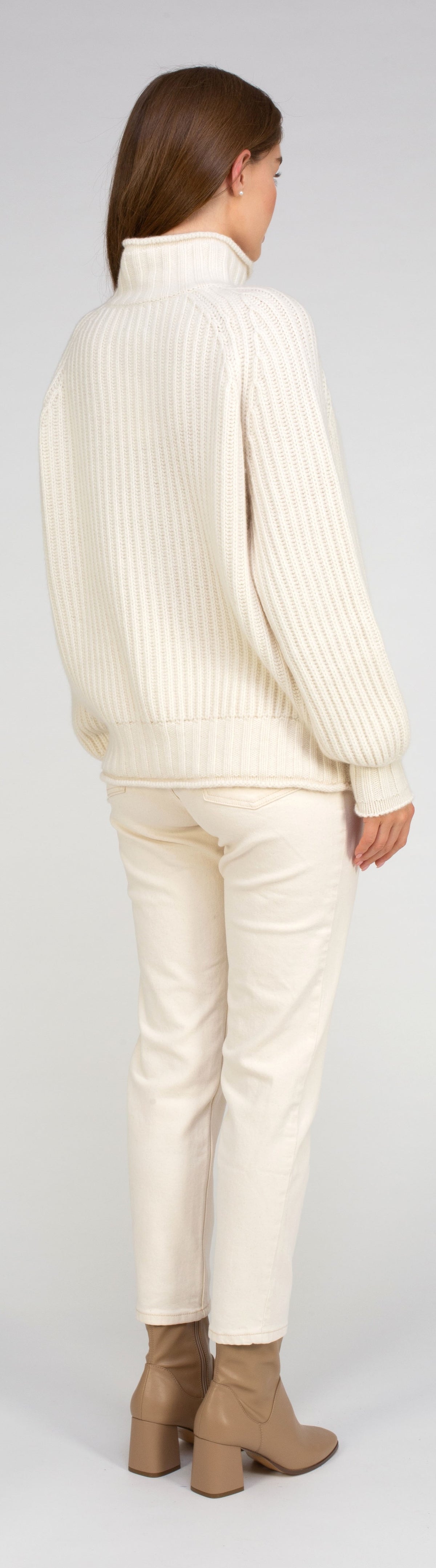 Van Kukil Marceline Raglan Jumper