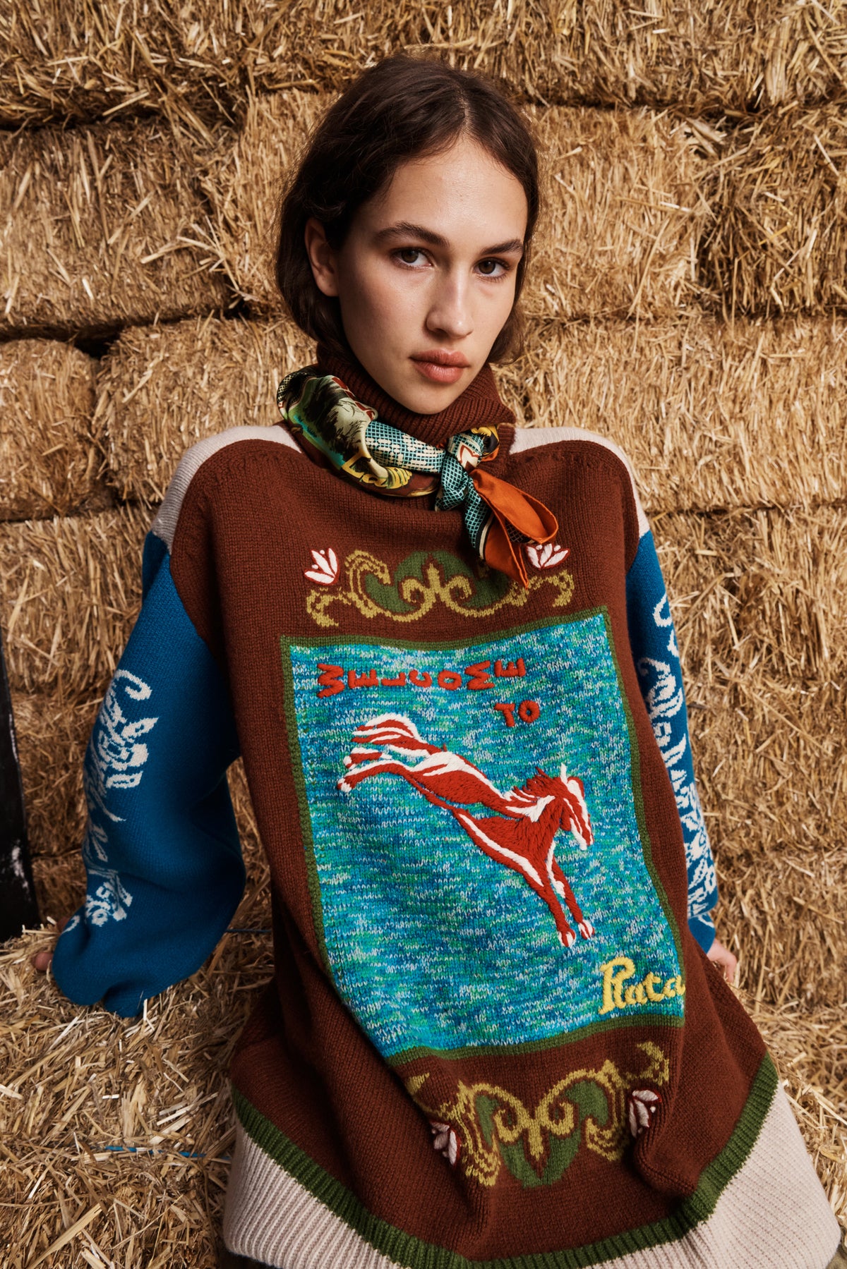 LASSO PATCHWORK KNIT SWEATER