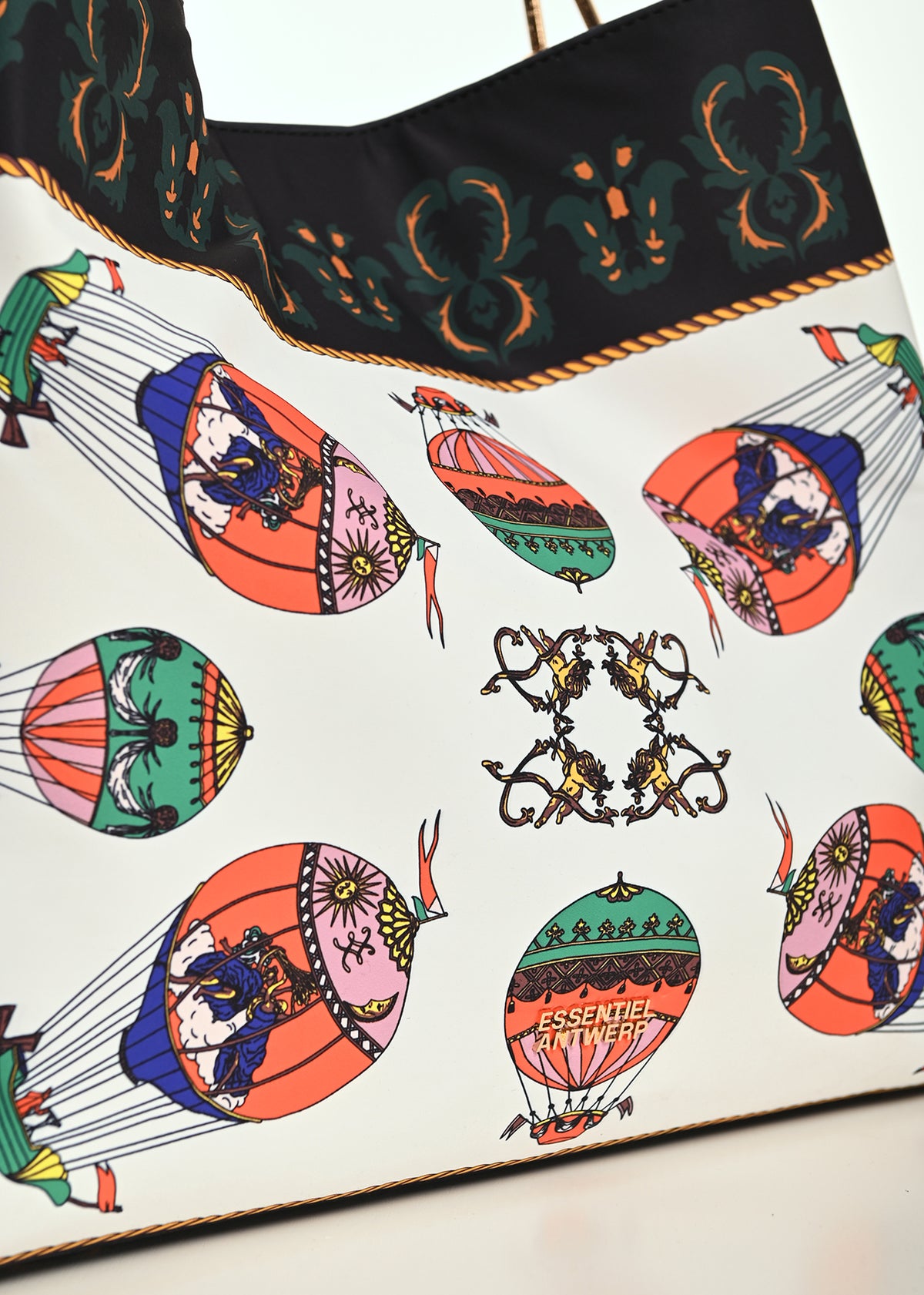 KALAMITY PRINTED SCARF SHOPPER