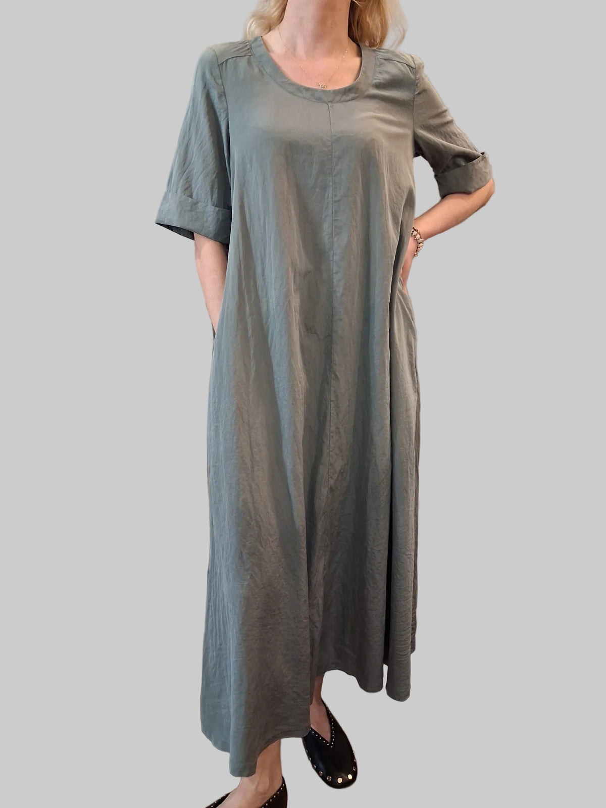 Transit Long flared dress with elbow-length sleeves in silk blend