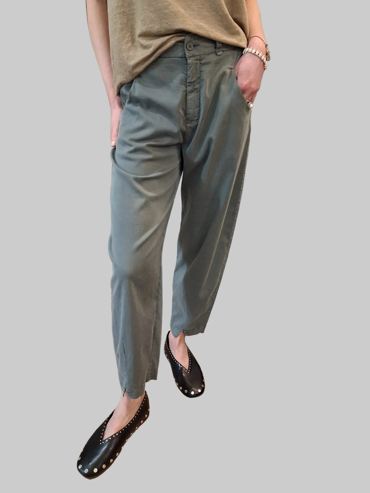 Transit Comfort-fit stretch cotton and tencel trousers