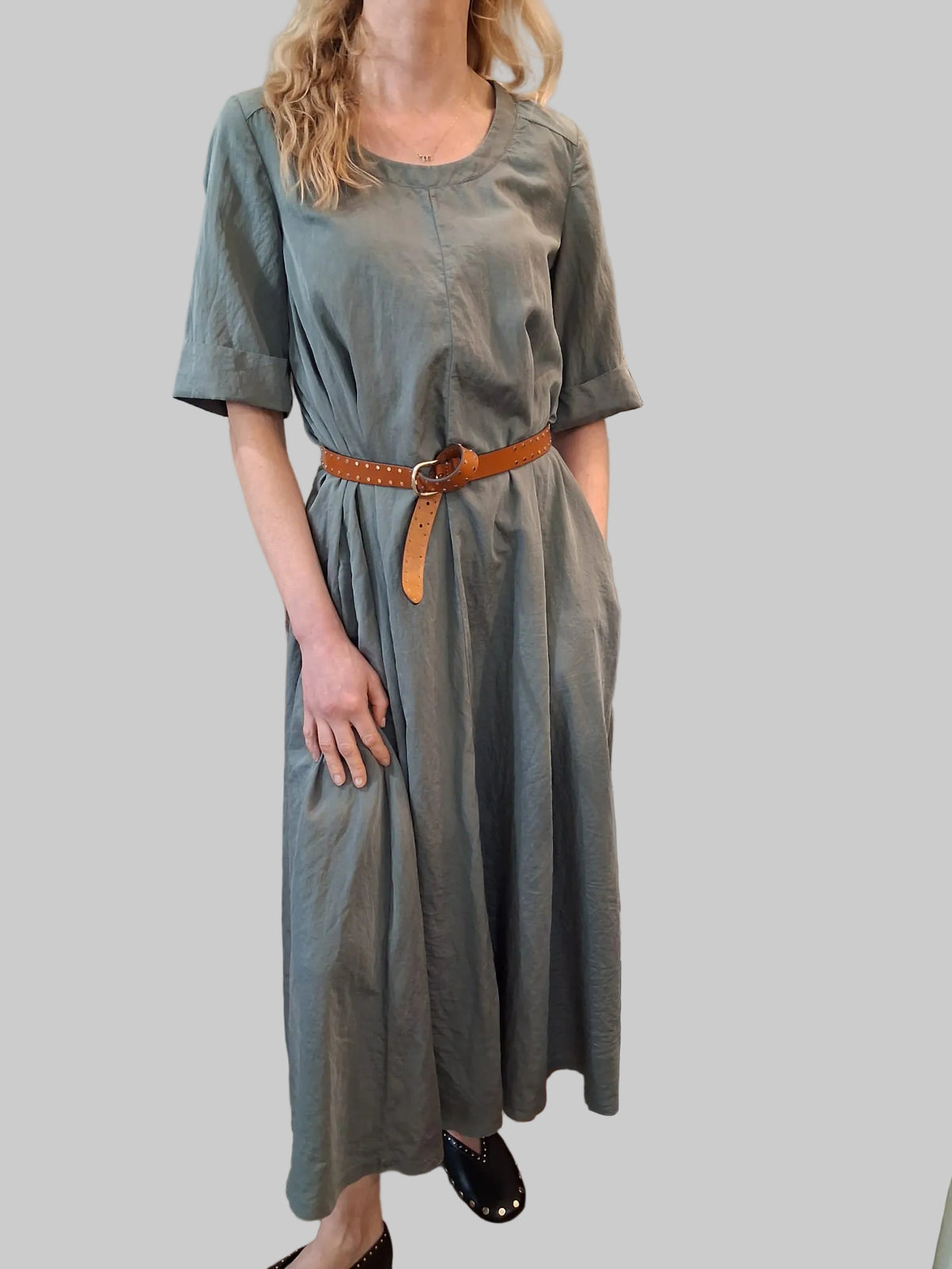 Transit Long flared dress with elbow-length sleeves in silk blend