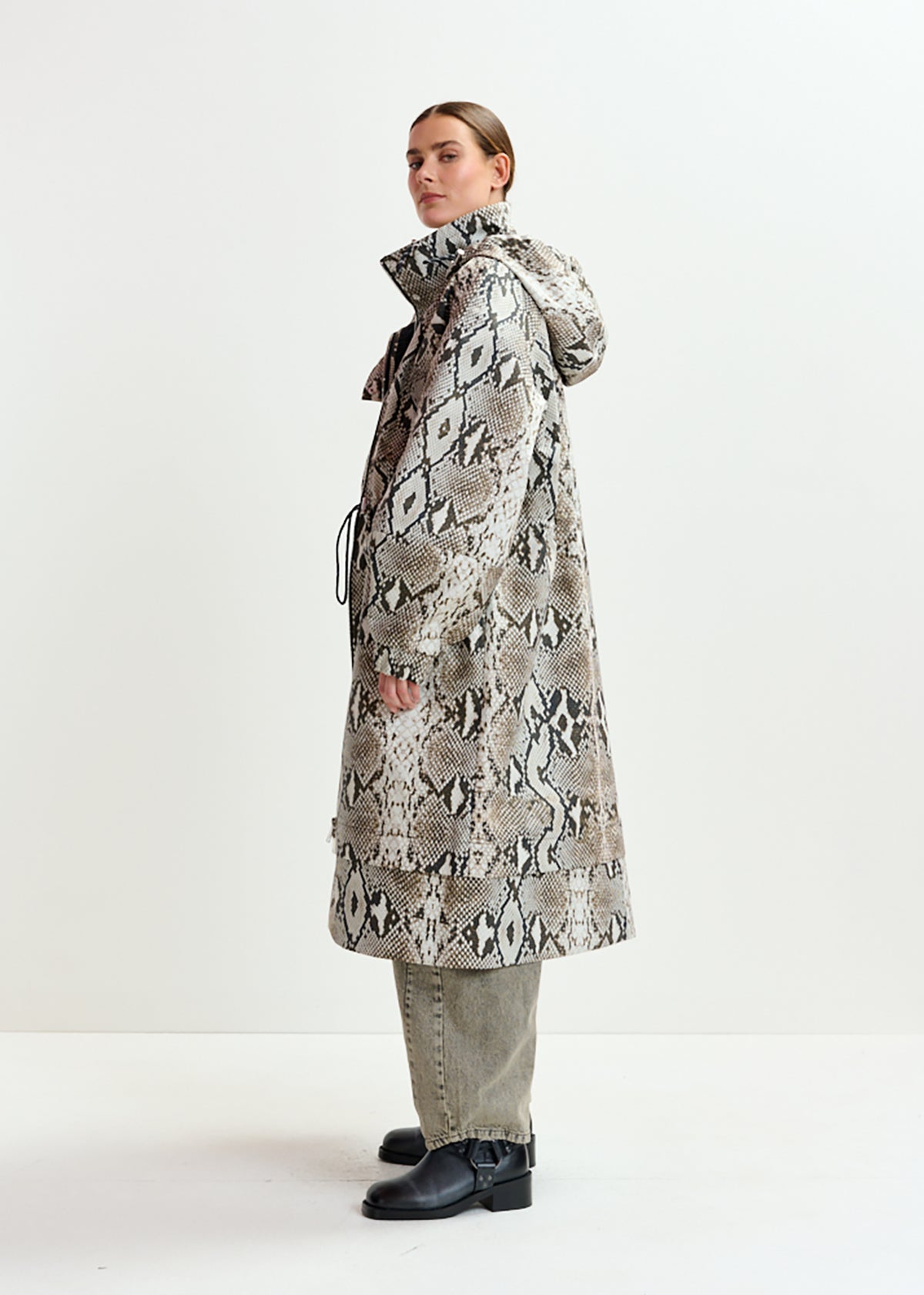 Identify oversized rain coat