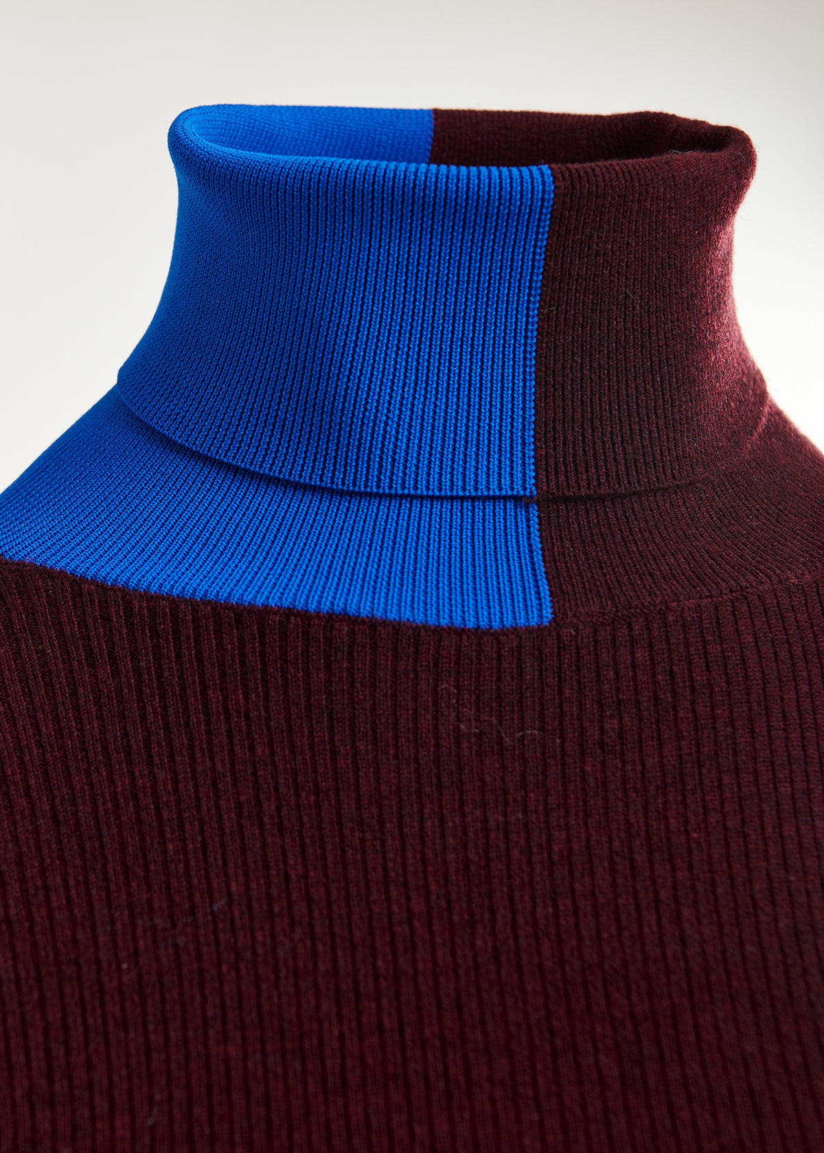 Iffort bicolour fitted pull