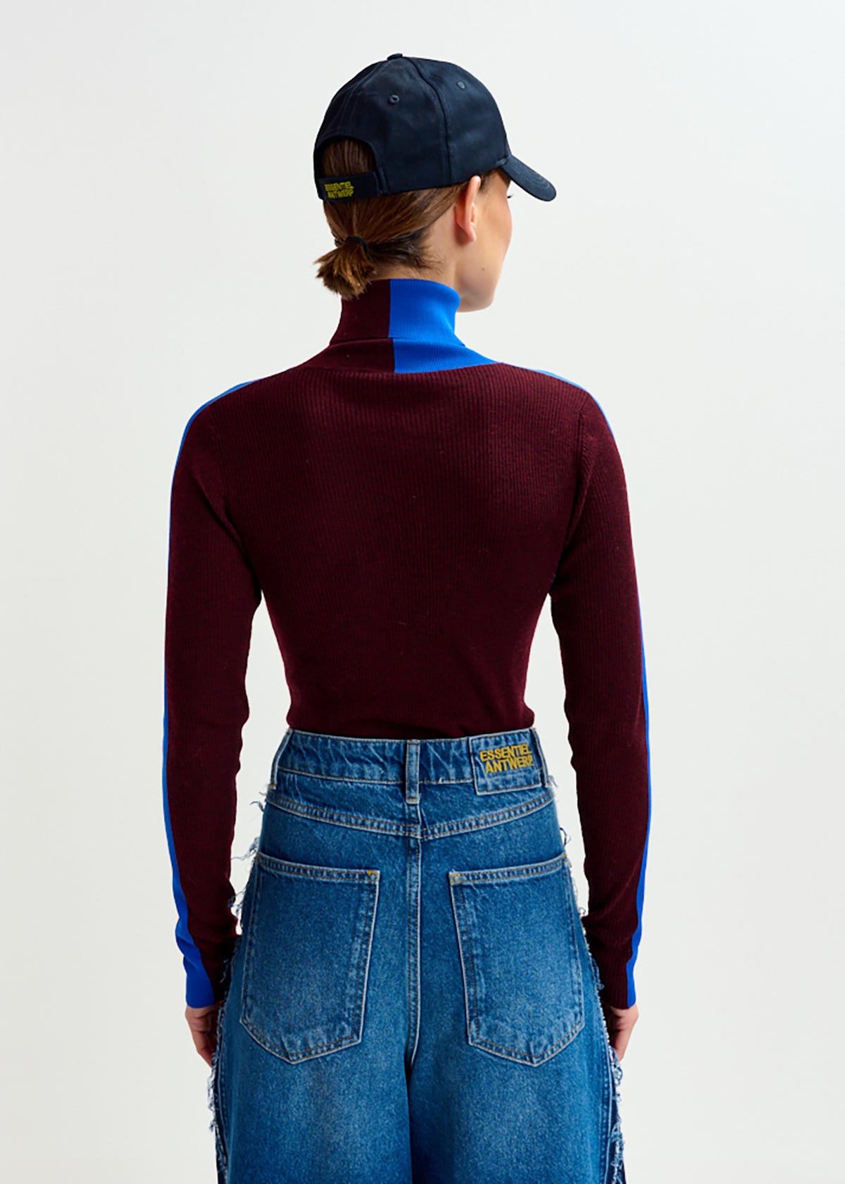 Iffort bicolour fitted pull