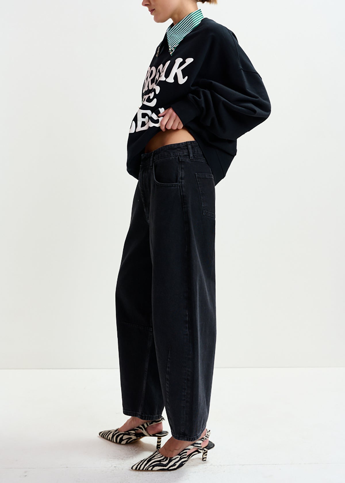 Interstellar barrel leg jeans