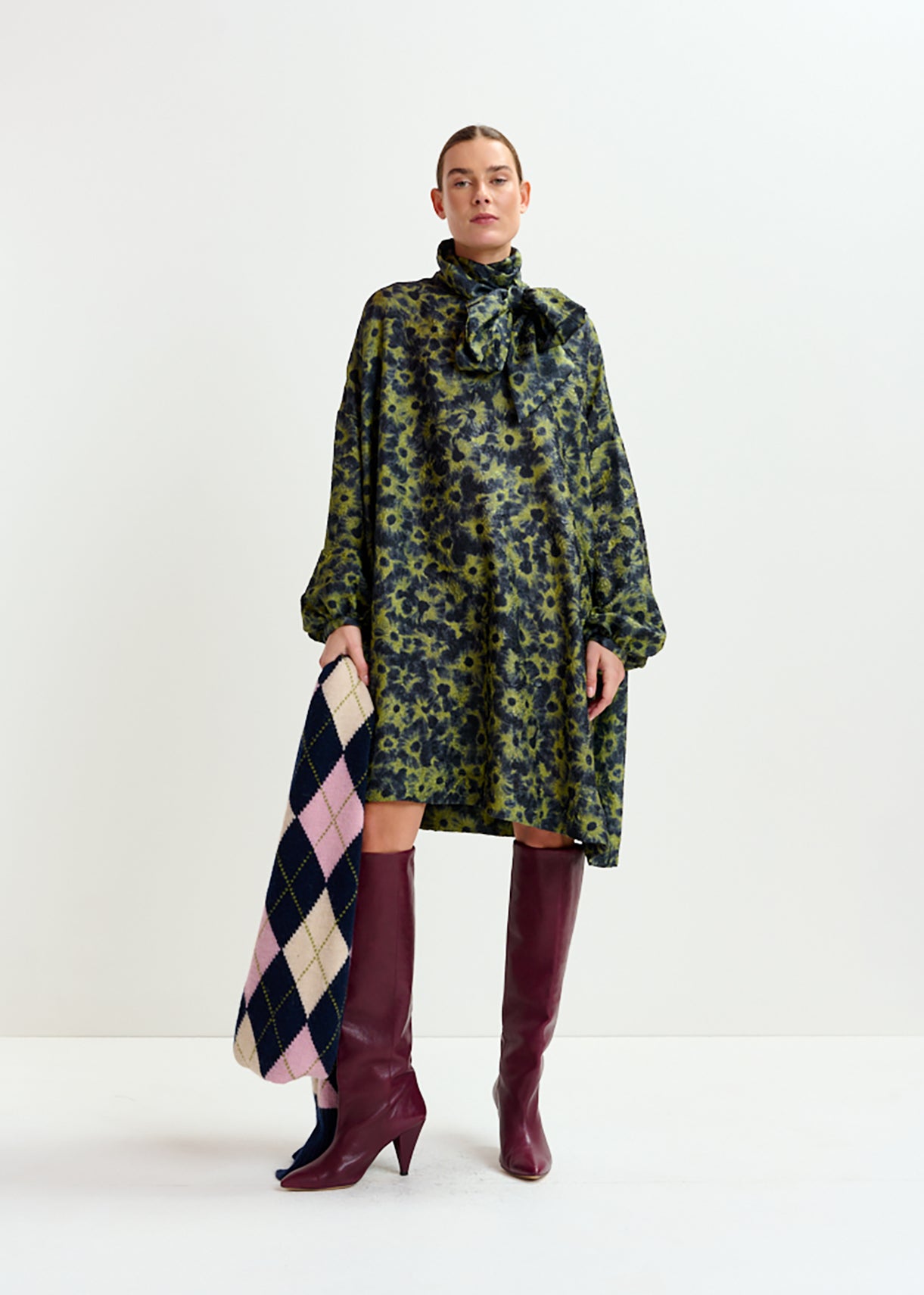 Ioanna neck tie minidress