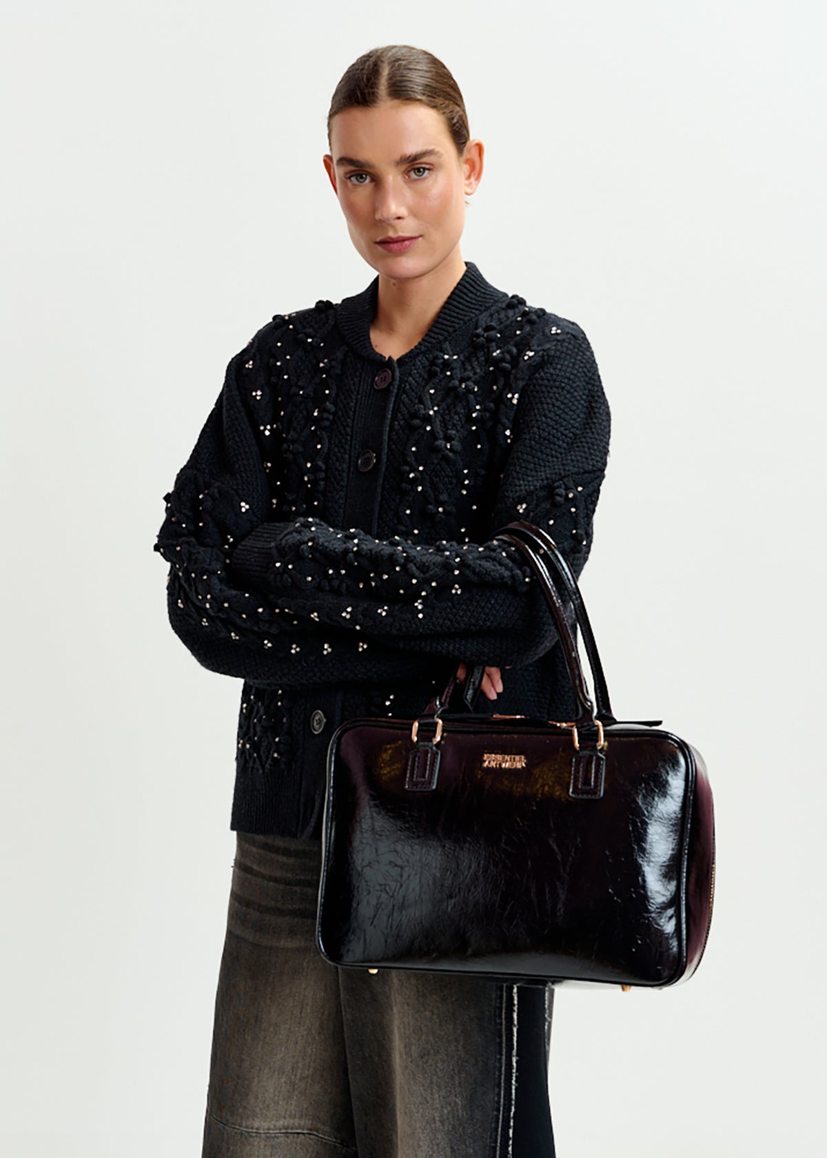 Iremy shiny zipped bag