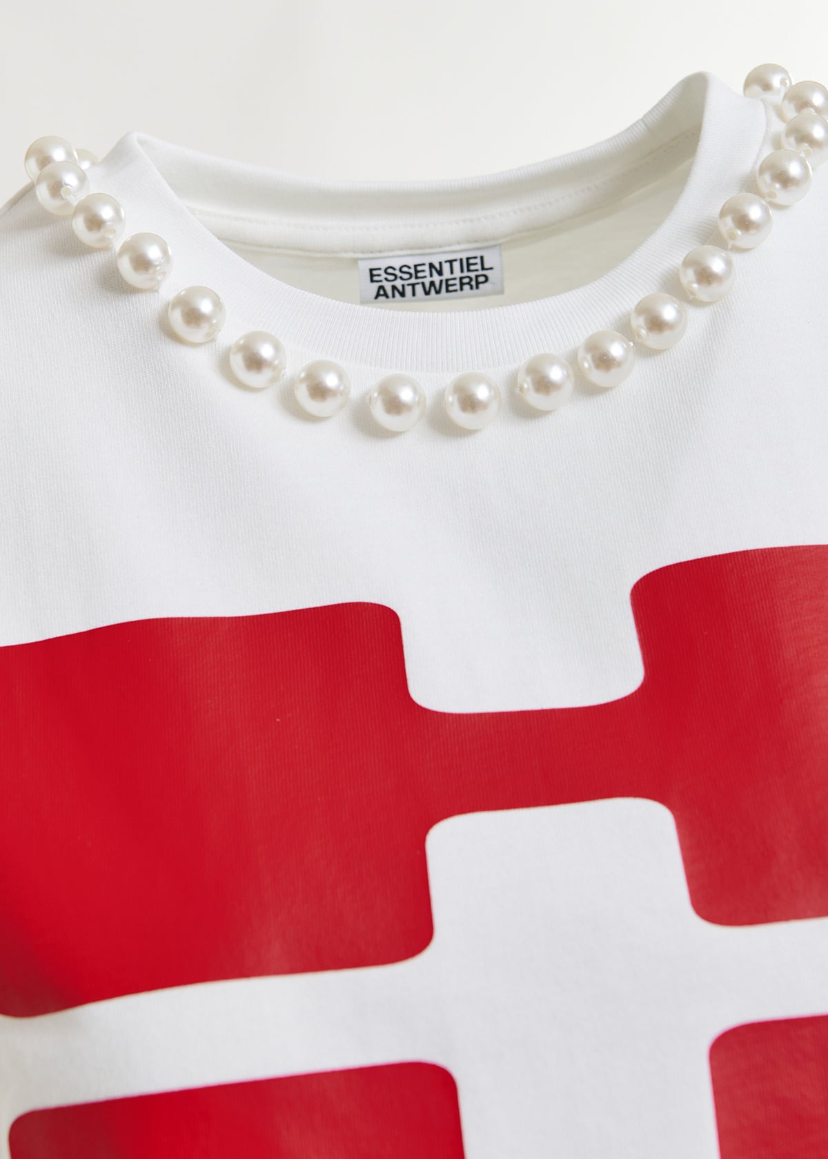 Isos beads print t-shirt