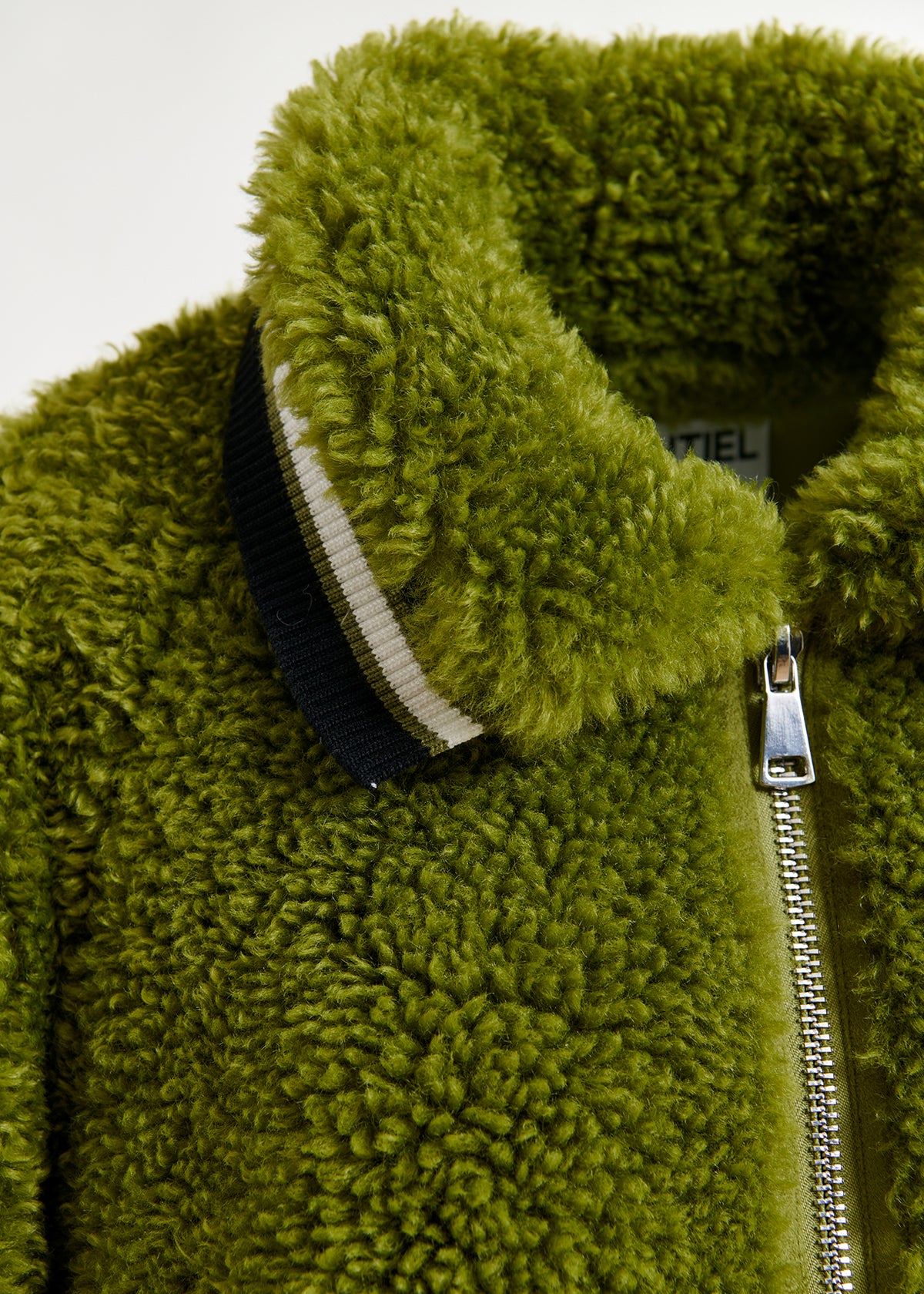 Iwill faux fur jacket