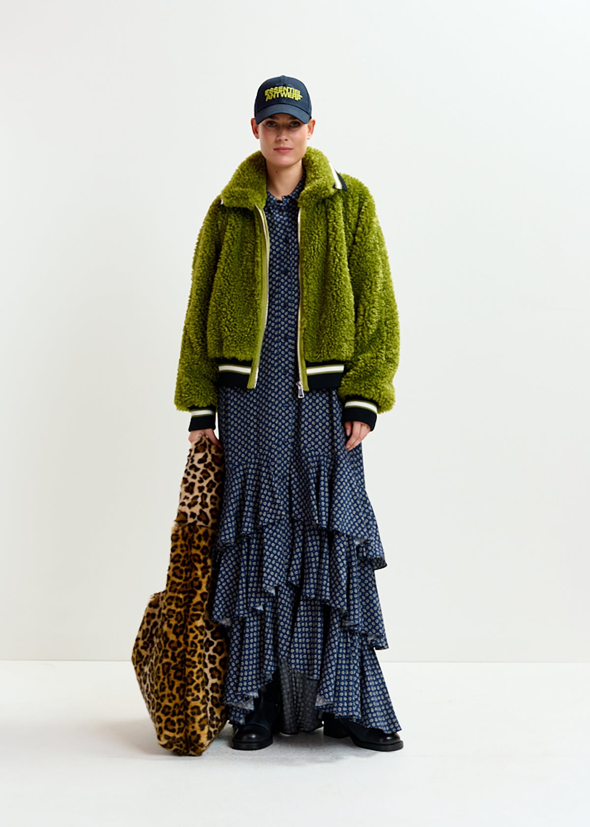 Iwill faux fur jacket
