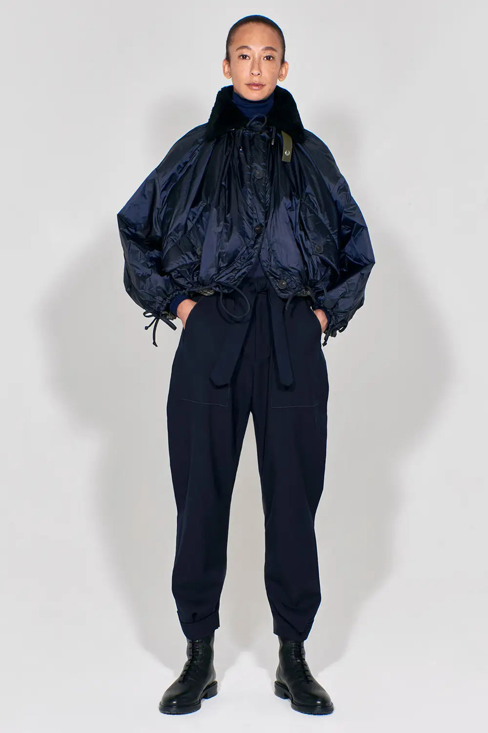 Marfa Stance Parachute Bomber