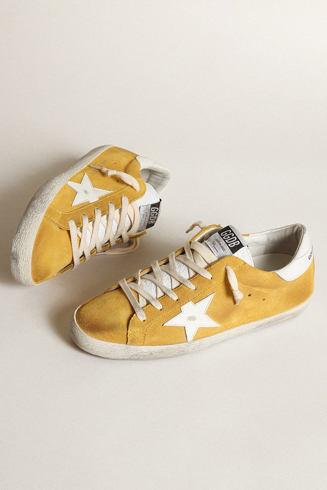 Golden Goose Super Star Suede Upper Languette haute fréquence Étoile et talon en cuir