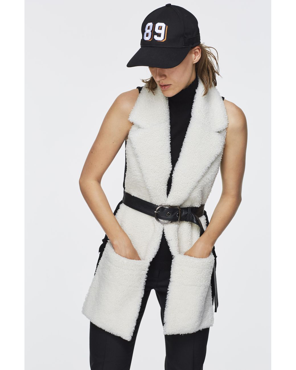 Dorothee Schumacher Gilet écharpe bouclée mélangée