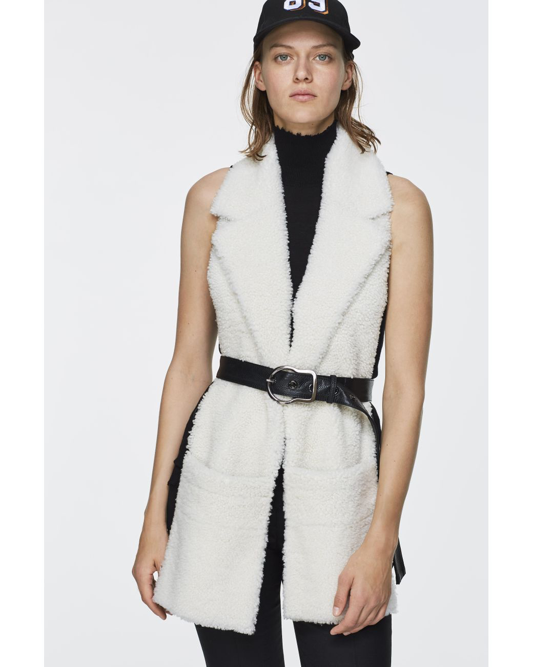 Dorothee Schumacher Gilet écharpe bouclée mélangée